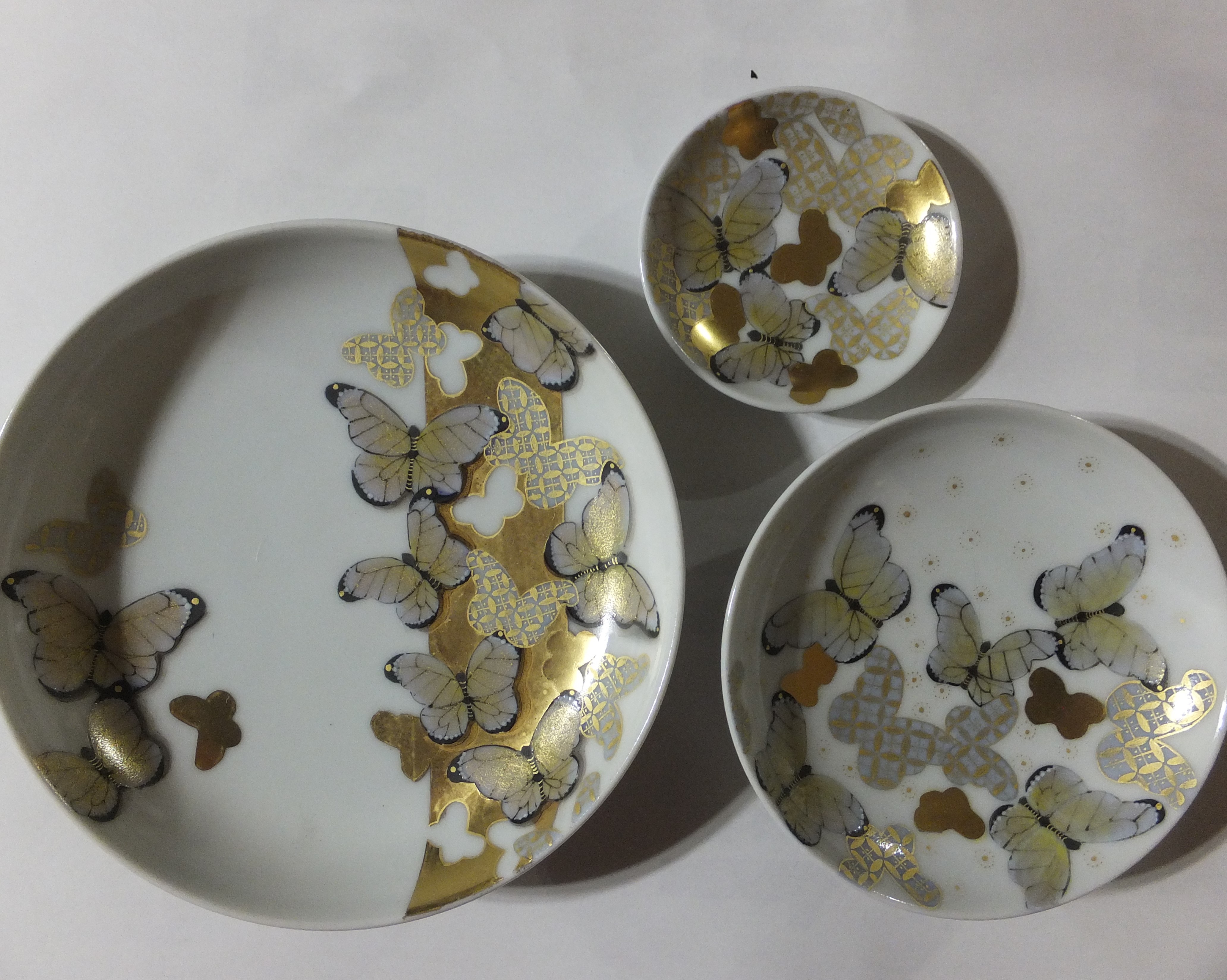 Porcelain painting butterfly Painting on porcelain Japanese style painting on porcelain